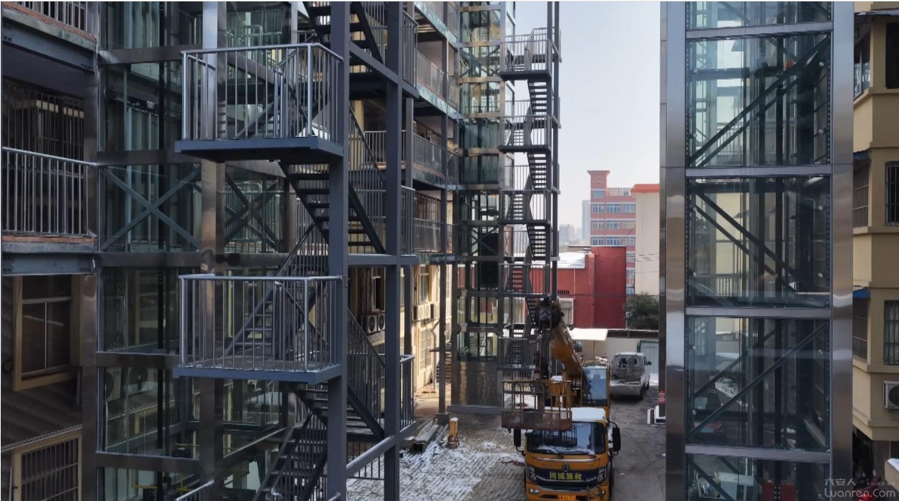 ����20��С���Ͼɵ����Ѹ��£��������