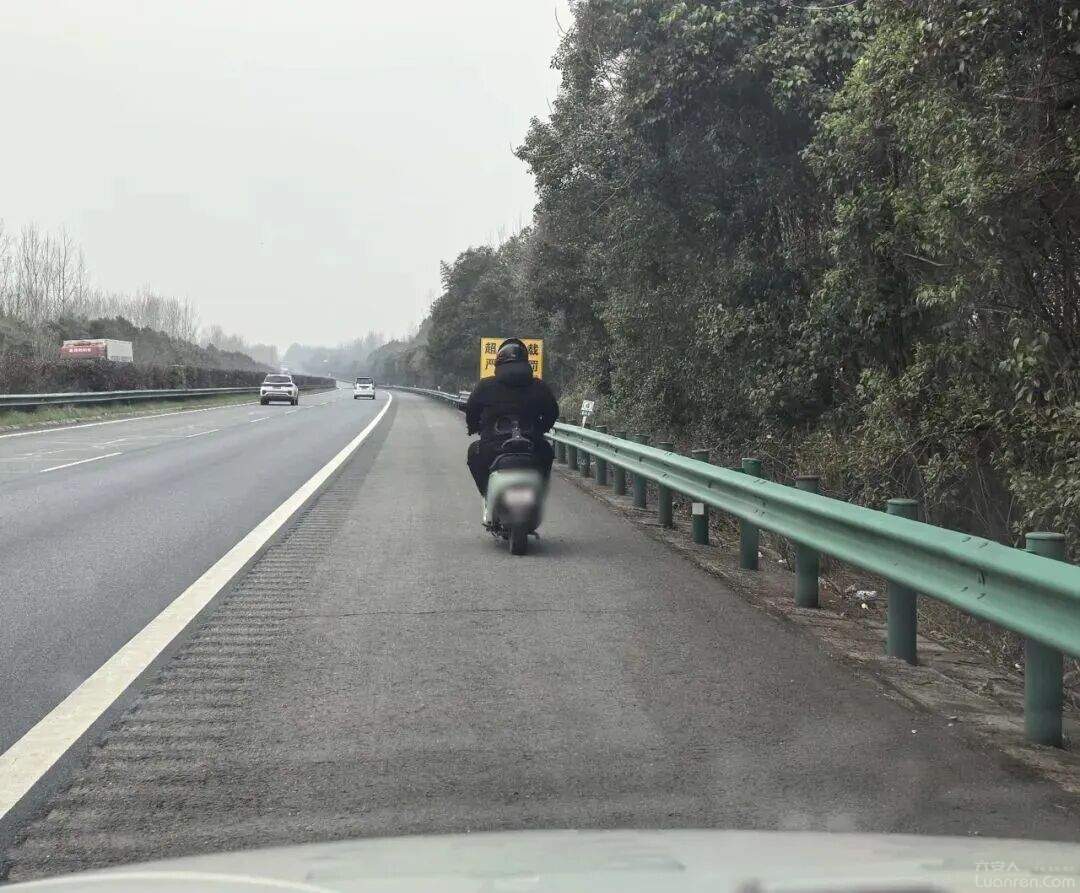 ����17���������š��źš����˸��٣������